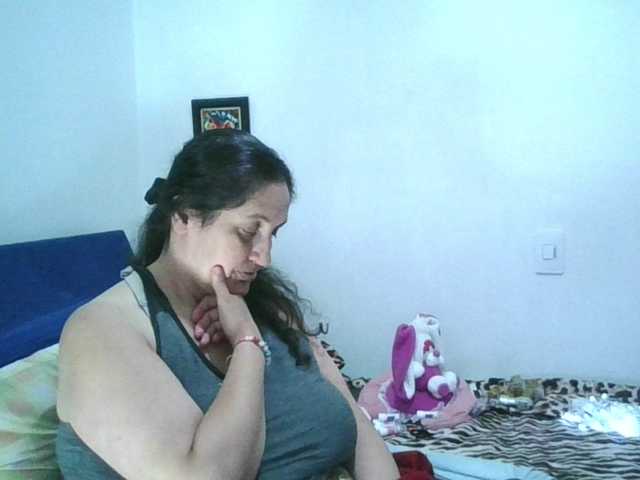 Ximenajimenez live cam profile