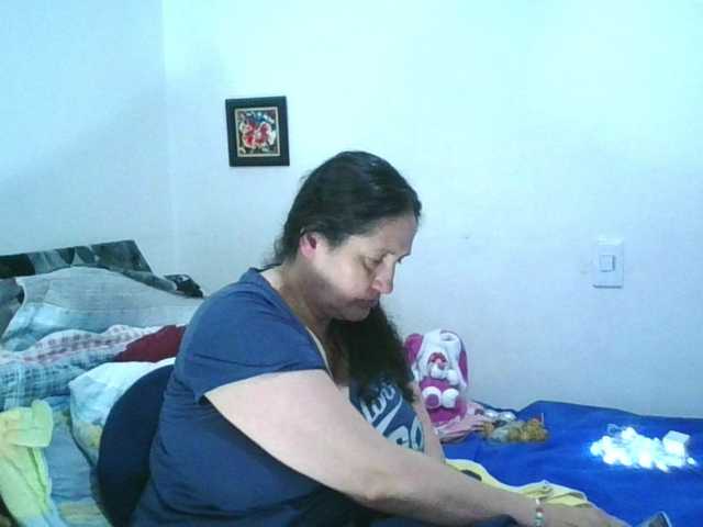 Ximenajimenez's BongaCams show and profile