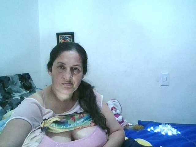 Ximenajimenez's BongaCams show and profile