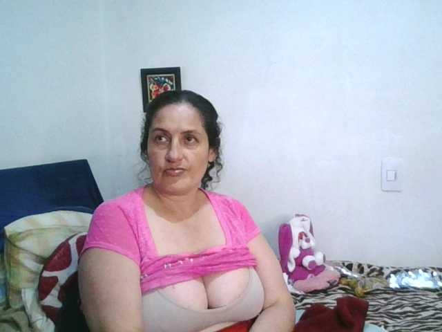 Ximenajimenez's BongaCams show and profile