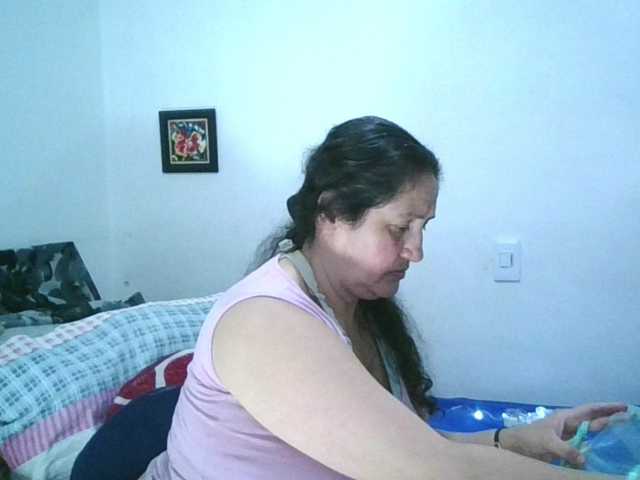 Ximenajimenez's BongaCams show and profile