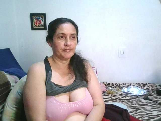 Ximenajimenez's BongaCams show and profile