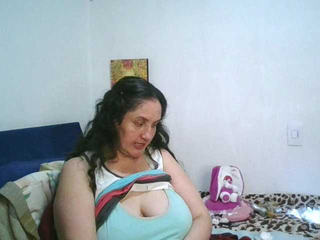 Ximenajimenez's BongaCams show and profile