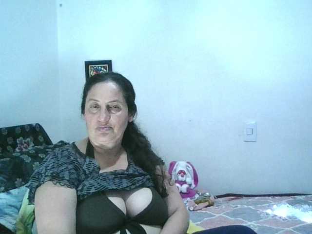 Ximenajimenez's BongaCams show and profile