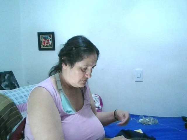 Ximenajimenez's BongaCams show and profile