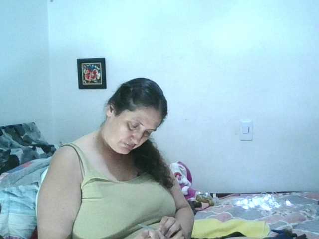 Ximenajimenez's BongaCams show and profile