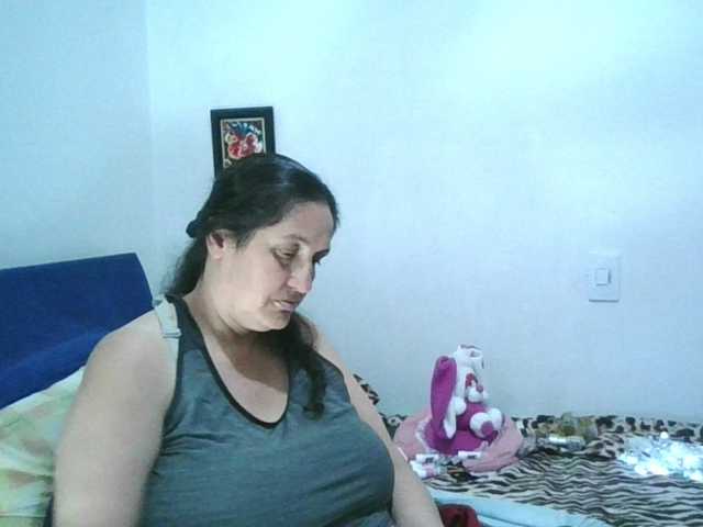 Ximenajimenez live cam profile