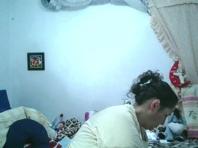 Ximenajimenez's BongaCams show and profile