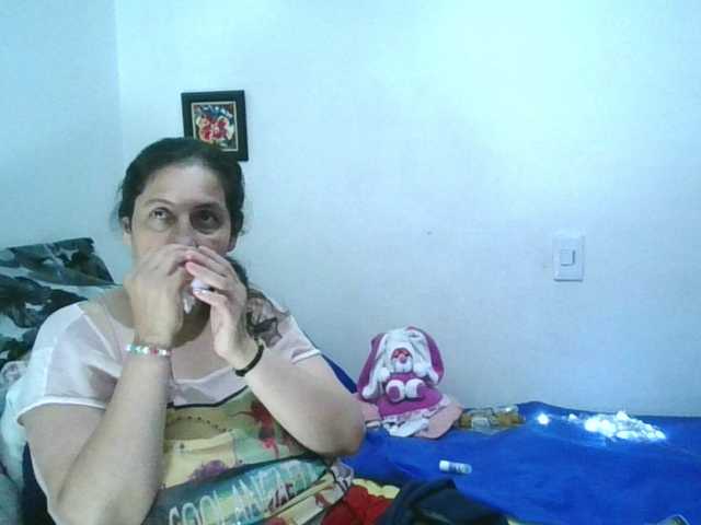 Ximenajimenez's BongaCams show and profile