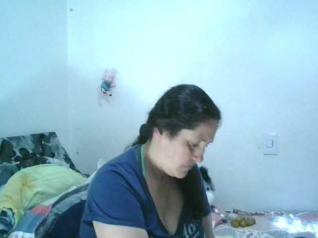 Ximenajimenez Live Cam on BongaCams