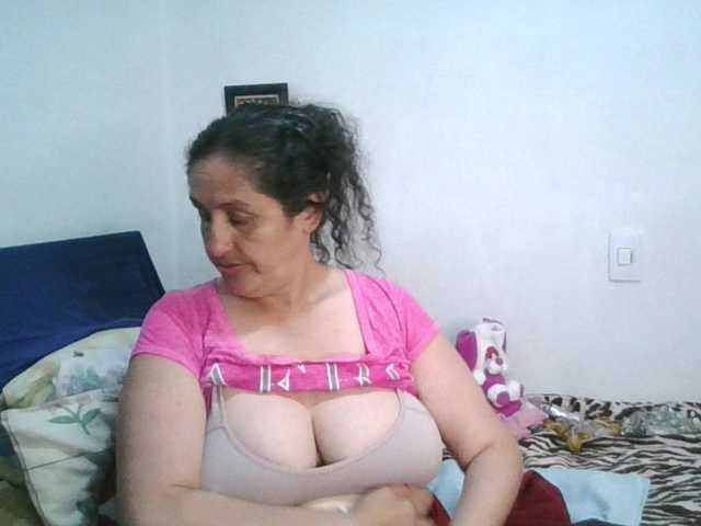 Ximenajimenez's BongaCams show and profile