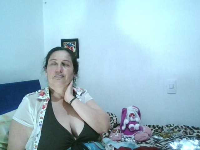 Ximenajimenez's BongaCams show and profile