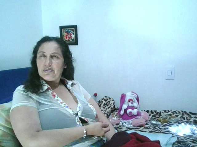 Ximenajimenez's BongaCams show and profile