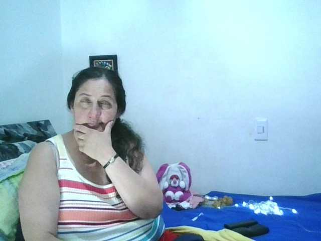 Ximenajimenez Live Cam on BongaCams