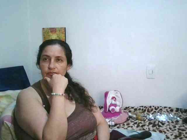 Ximenajimenez Live Webcam on BongaCams