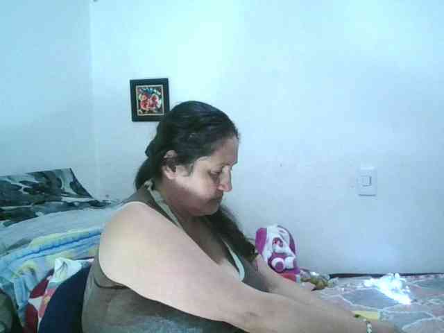 Ximenajimenez Live Webcam on BongaCams