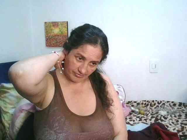 Ximenajimenez Live Webcam on BongaCams