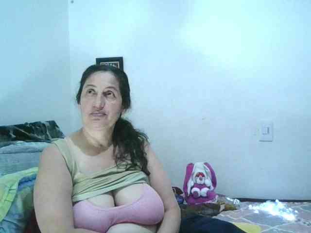 Ximenajimenez Live Webcam on BongaCams