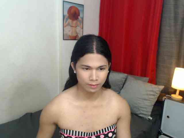 SLIMarriane Live Webcam on BongaCams