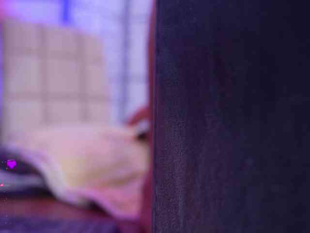 public voyeur web cam Marry-Cordy