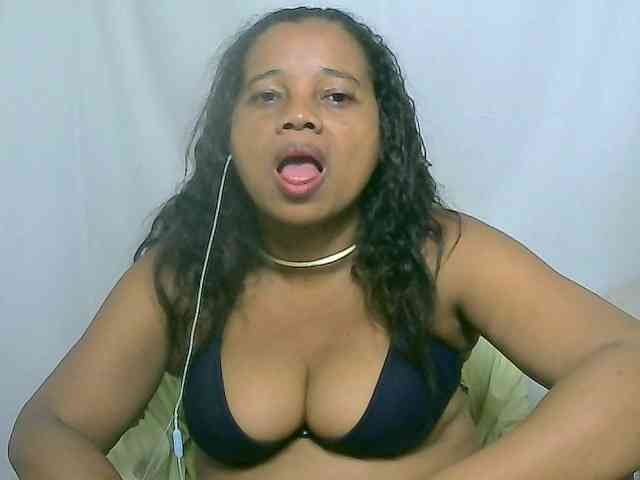 free nude chat Vicky20a