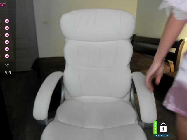 PassionFruittt's BongaCams show and profile