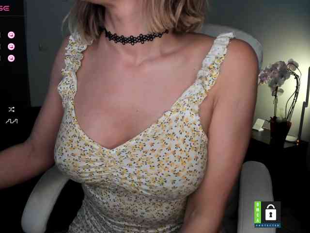 PassionFruittt webcam