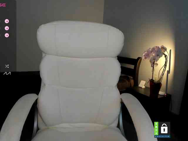 PassionFruittt webcam