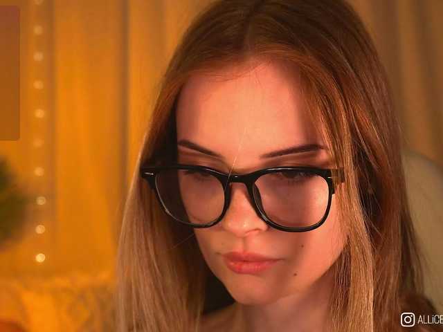 1-Babyfox's BongaCams profile