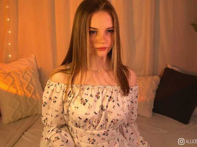 1-Babyfox's BongaCams show and profile