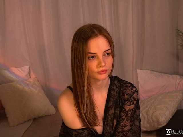 1-Babyfox's BongaCams show and profile