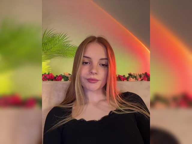 1-Babyfox's BongaCams show and profile