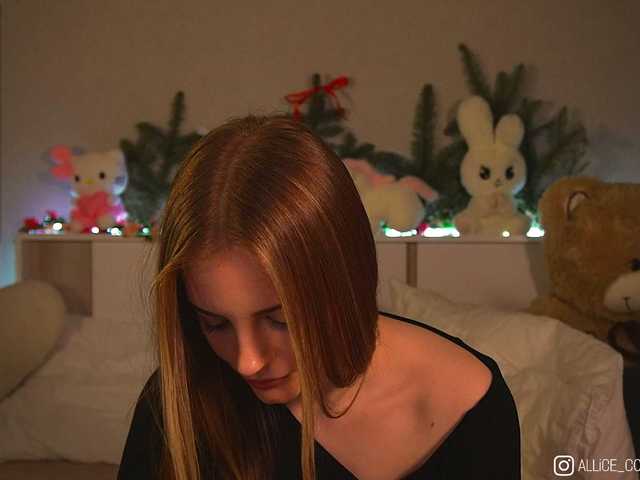 1-Babyfox's BongaCams show and profile