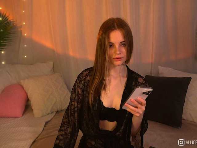 1-Babyfox's BongaCams show and profile