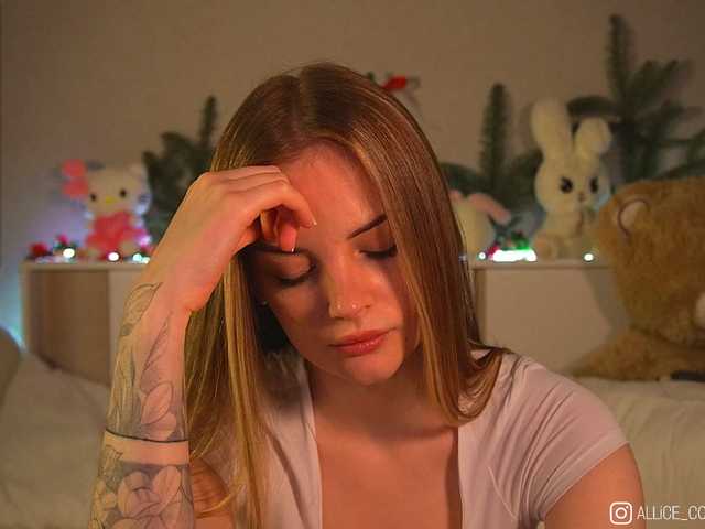 1-Babyfox's BongaCams show and profile