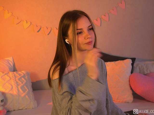 1-Babyfox's BongaCams show and profile