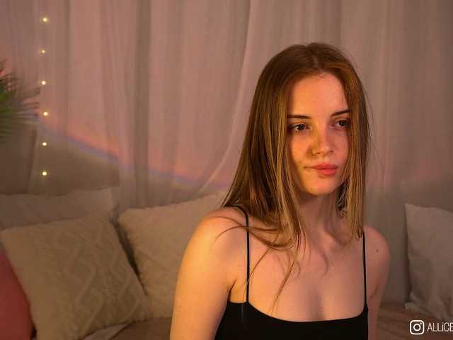 1-Babyfox's BongaCams show and profile