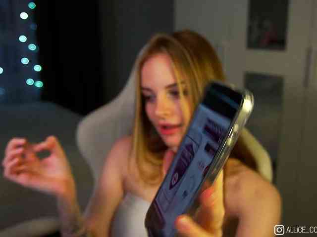 AliceCost webcam