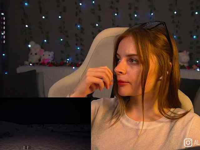 xxx cam chat 1-Babyfox