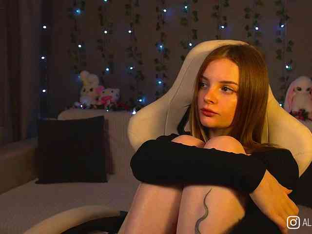 1-Babyfox Live Webcam on BongaCams
