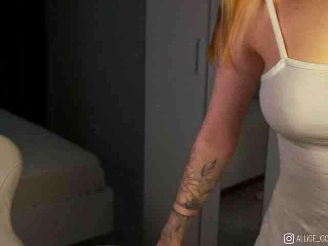 AliceCost webcam