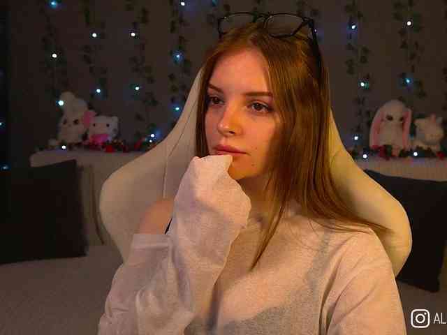 chat with cam 1-Babyfox