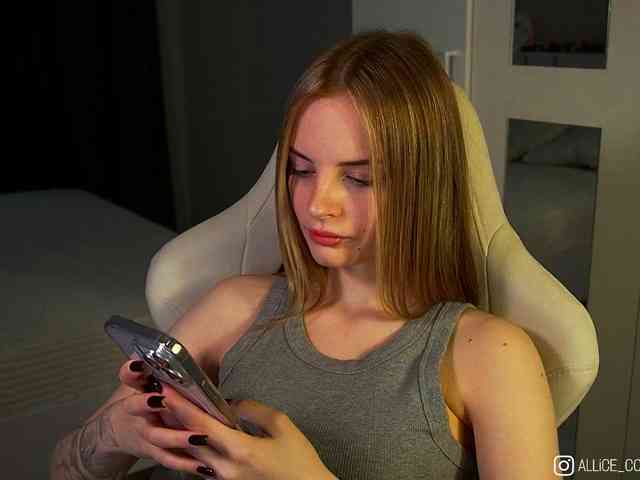 AliceCost webcam