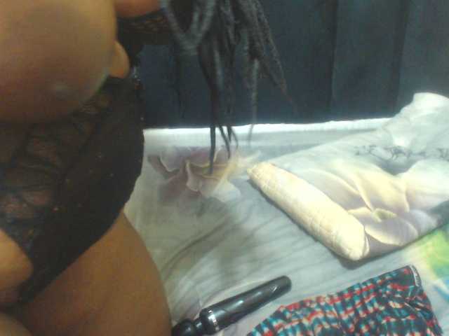 EBONYWILDASS's BongaCams show and profile