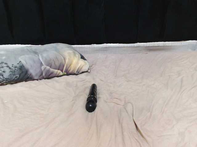 EBONYWILDASS's BongaCams show and profile