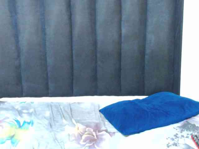 EBONYWILDASS webcam