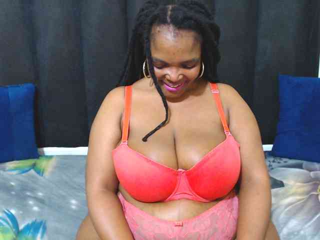 EBONYWILDASS webcam