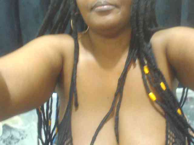 EBONYWILDASS EBONYWILDASS