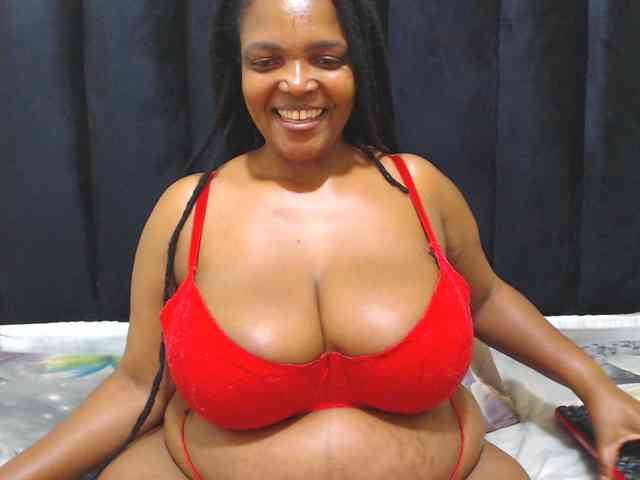 EBONYWILDASS Live Webcam on BongaCams