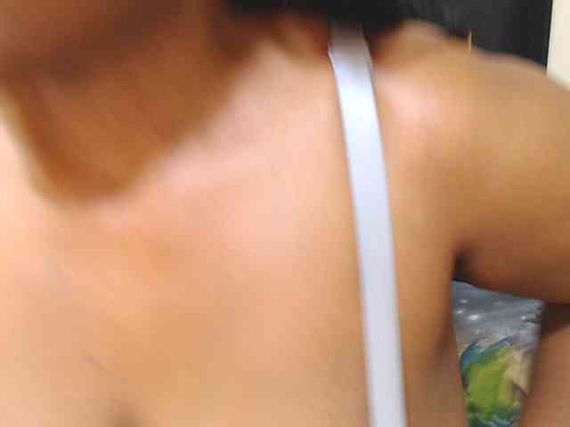 EBONYWILDASS webcam